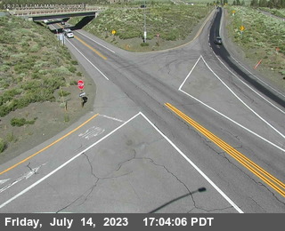 Cal Trans Webcam at Hwy 395 and 203 - Mammoth Lakes Exit