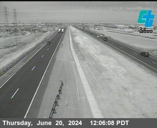 Traffic Camera Image from SR-120 at EB SR 120 Yosemite Ave