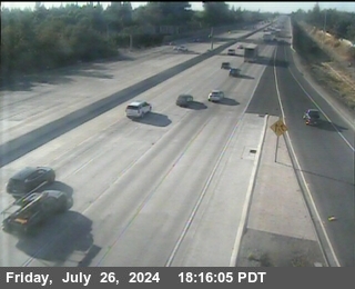 Traffic Camera Image from I-5 at NB I-5 March Lane