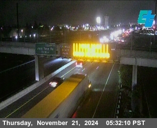 Traffic Camera Image from SR-99 at NB SR 99 Before Milgeo Avenue OC