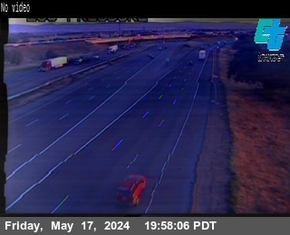 Traffic Camera Image from I-5 at SB I-5 Jct I-205