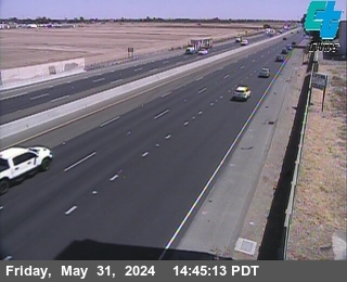 Traffic Camera Image from SR-99 at SB SR 99 North Of SR 120