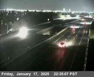 Traffic Camera Image from I-205 at WB I-205 East of MacArthur Drive