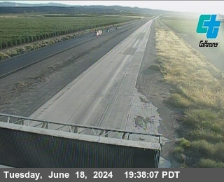Traffic Camera Image from SR-132 at WB SR 132 E/O I-580