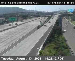 NB 805 at NB 805/5 Merge