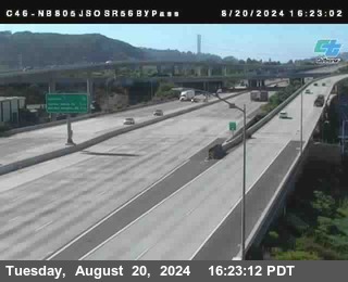 NB 805 at NB 805/5 Merge