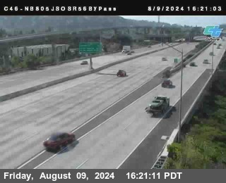 NB 805 at NB 805/5 Merge