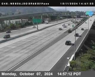 NB 805 at NB 805/5 Merge