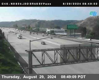 NB 805 at NB 805/5 Merge