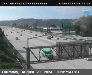 NB 805 at NB 805/5 Merge