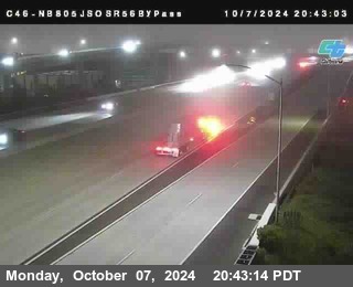 NB 805 at NB 805/5 Merge