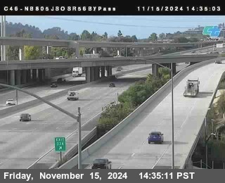 NB 805 at NB 805/5 Merge