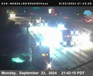 NB 805 at NB 805/5 Merge