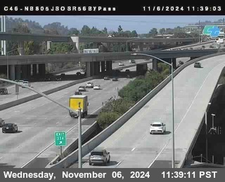 NB 805 at NB 805/5 Merge