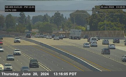 Timelapse image near I-405 : North of Euclid Street, Fountain Valley 0 minutes ago