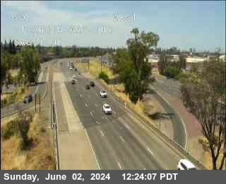 Traffic Camera Image from SR-51 at Hwy 51 at Arden