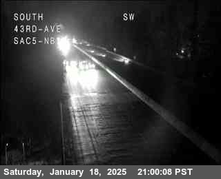 Traffic Camera Image from I-5 at Hwy 5 at 43rd Ave