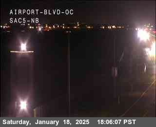 Traffic Camera Image from I-5 at Hwy 5 at Airport