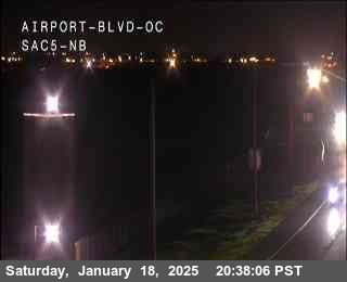 Traffic Camera Image from I-5 at Hwy 5 at Airport