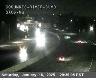 Traffic Camera Image from I-5 at Hwy 5 at Cosumnes