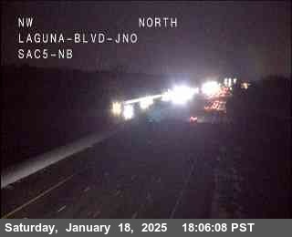 Traffic Camera Image from I-5 at Hwy 5 at Laguna NB