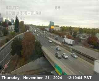 Traffic Camera Image from I-5 at Hwy 5 at Richards