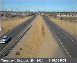 Traffic Camera Image from SR-65 at Hwy 65 at Ferrari Ranch