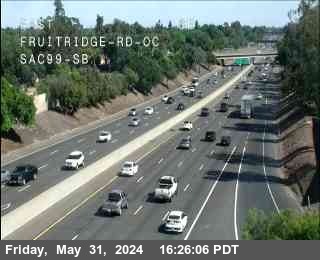 Traffic Camera Image from SR-99 at Hwy 99 at Fruitridge