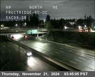 Traffic Camera Image from SR-99 at Hwy 99 at Fruitridge