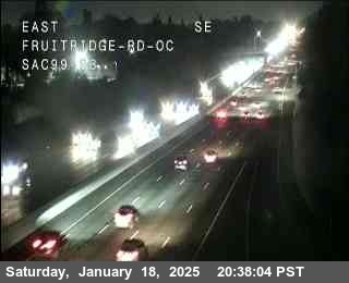 Traffic Camera Image from SR-99 at Hwy 99 at Fruitridge