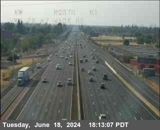 Traffic Camera Image from SR-99 at Hwy 99 at Mack