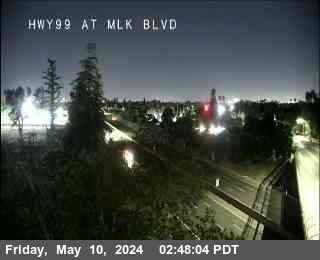 Traffic Camera Image from SR-99 at Hwy 99 at Martin Luther King