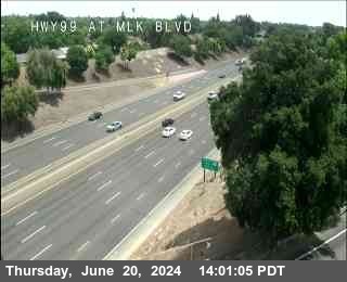 Traffic Camera Image from SR-99 at Hwy 99 at Martin Luther King