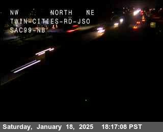 Traffic Camera Image from SR-99 at Hwy 99 at Twin Cities