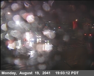 Timelapse image near T251S -- SR-13 : E13 AT 7TH ST - Looking South, Berkeley 0 minutes ago
