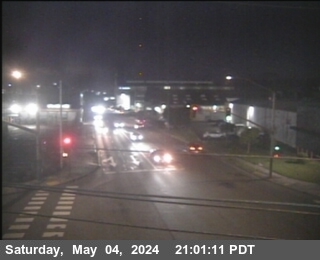 T251W -- SR-13 : E13 AT 7TH ST - Looking West