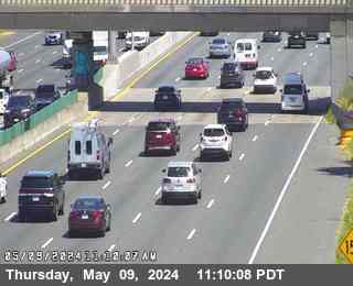 CalTrans Traffic Camera TV516 -- I-80 : West of Ashby Avenue in Emeryville