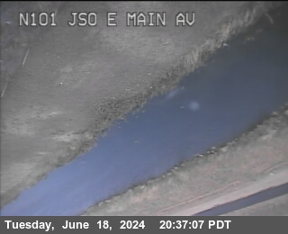 Traffic Camera Image from US-101 at TV935 -- US-101 : South of East Main Avenue