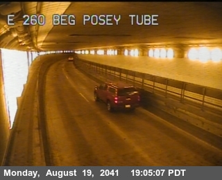 Timelapse image near TVA02 -- SR-260 : Posey Tube Tunnel Entrance, Alameda 0 minutes ago