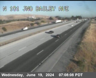 Traffic Camera Image from US-101 at TVB49 -- US-101 : North Of Bailey Avenue