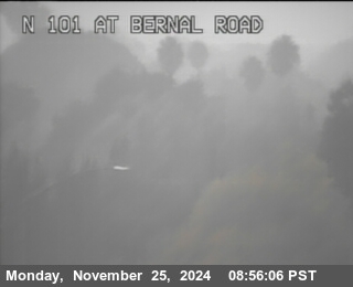 Traffic Camera Image from US-101 at TVC12 -- US-101 : Bernal Road