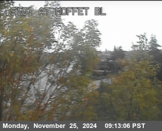 Traffic Camera Image from US-101 at TVC28 -- US-101 : At Moffett Blvd