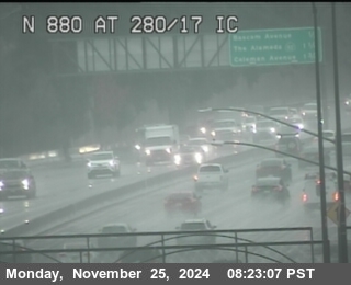 Traffic Camera Image from I-880 at TVC48 -- I-880 : SR-17 / I-280