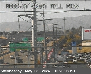 Traffic Camera Image from I-880 at TVC59 -- I-880 : Great Mall Parkway