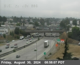 Traffic Camera Image from I-880 at TVC62 -- US-101 : S101 at JCT 880