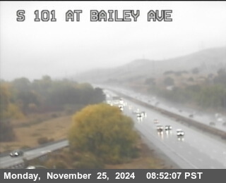 Traffic Camera Image from US-101 at TVC65 -- US-101 : S101 at Bailey Av