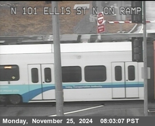 Traffic Camera Image from US-101 at TVC78 -- US-101 :  AT ELLIS ST OR