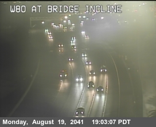 Timelapse image near TVD36 -- I-80 : SFOBB at Incline, Oakland 0 minutes ago