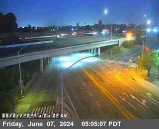Timelapse image near TVH13 -- I-80 : AT CUTTING BL OR, El Cerrito 0 minutes ago
