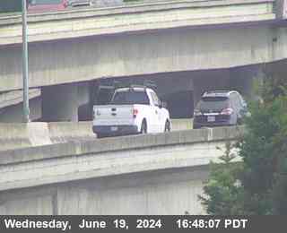 Timelapse image near TVH32 -- I-80 : AT WOF Albany OR, Berkeley 0 minutes ago